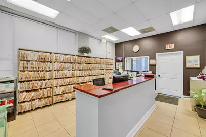 8301 Skokie Boulevard, Skokie, IL 60077 - Photo 15