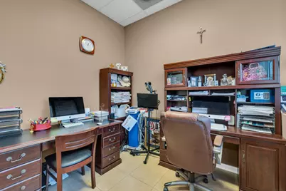 8301 Skokie Boulevard, Skokie, IL 60077 - Photo 25