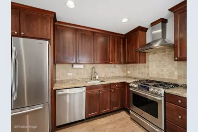 5881 N Central Avenue, Chicago, IL 60646 - Photo 9