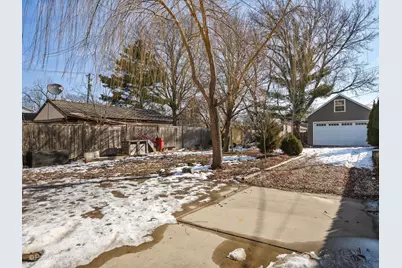 5881 N Central Avenue, Chicago, IL 60646 - Photo 27