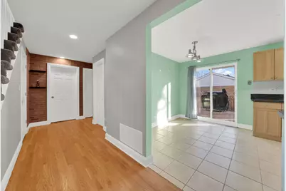 7435 W 74th Street, Bridgeview, IL 60455 - Photo 7