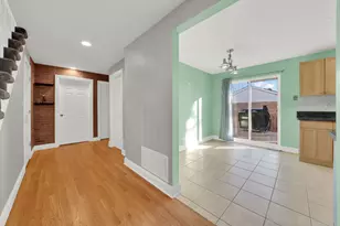 7435 W 74th St, Bridgeview, IL 60455 - Photo 7