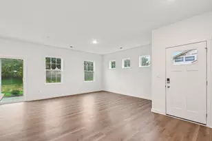 6507 Juniper Dr, Wonder Lake, IL 60097 - Photo 3