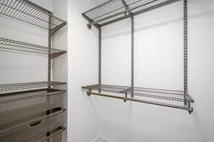 1455 N Sandburg Terrace, Chicago, IL 60610 - Photo 13