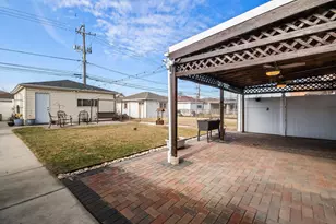 5238 S Springfield Ave, Chicago, IL 60632 - Photo 9