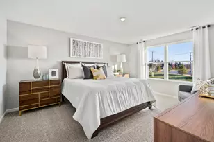 983 Sapphire Ln, Montgomery, IL 60538 - Photo 11