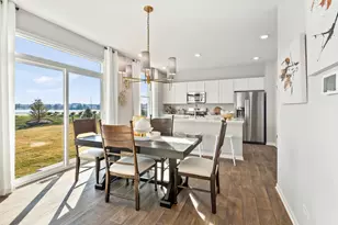 983 Sapphire Ln, Montgomery, IL 60538 - Photo 9