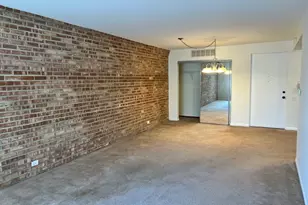 [Address not provided], Barrington, IL 60010 - Photo 5