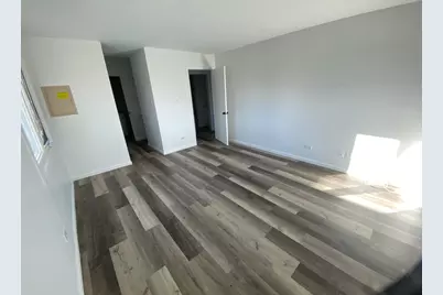 [Address not provided], Wheaton, IL 60189 - Photo 3