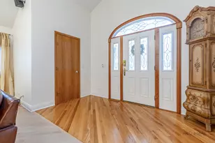 16373 W Menna Ln, Lincolnshire, IL 60069 - Photo 3