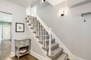 4252 N Bernard St, Chicago, IL 60618 - Photo 23