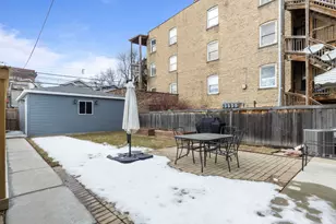 4252 N Bernard St, Chicago, IL 60618 - Photo 3