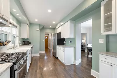 4252 N Bernard Street, Chicago, IL 60618 - Photo 15