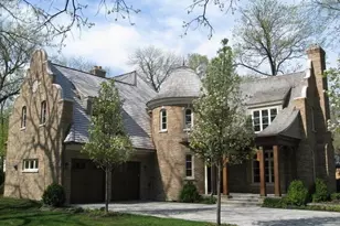 349 E Blodgett Ave, Lake Bluff, IL 60044 - Photo 1