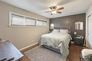 14522 S Marquette Ave, Burnham, IL 60633 - Photo 9