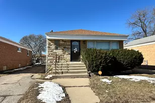 14522 S Marquette Ave, Burnham, IL 60633 - Photo 1
