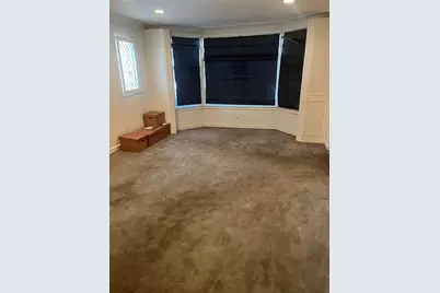 2849 W Pratt Boulevard, Chicago, IL 60645 - Photo 13