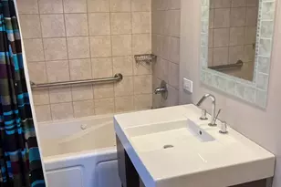 2849 W Pratt Blvd, Chicago, IL 60645 - Photo 11