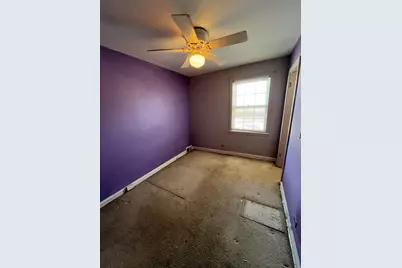 2849 W Pratt Boulevard, Chicago, IL 60645 - Photo 9