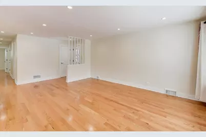 8628 Kimball Avenue, Skokie, IL 60076 - Photo 9