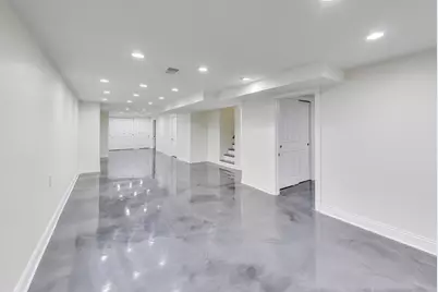 8628 Kimball Avenue, Skokie, IL 60076 - Photo 19