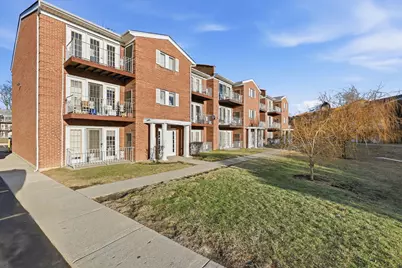 4180 Williamsburg Court #301, Glenview, IL 60025 - Photo 3