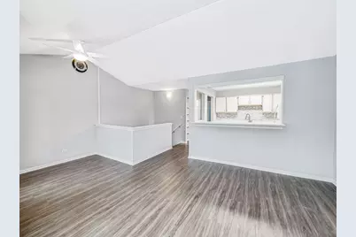 249 W Whispering Oaks Lane, Round Lake, IL 60073 - Photo 11