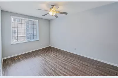 249 W Whispering Oaks Lane, Round Lake, IL 60073 - Photo 15