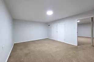 29 E Lake Shore Dr, Round Lake Park, IL 60073 - Photo 31