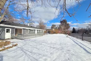 29 E Lake Shore Dr, Round Lake Park, IL 60073 - Photo 37