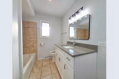 29 E Lake Shore Drive, Round Lake Park, IL 60073 - Photo 15