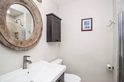 4250 N Marine Drive #922, Chicago, IL 60613 - Photo 11