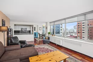 4250 N Marine Dr, Chicago, IL 60613 - Photo 3