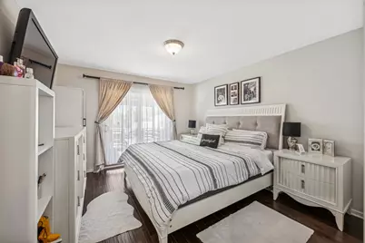 7704 Knotty Pine Court, Woodridge, IL 60517 - Photo 11