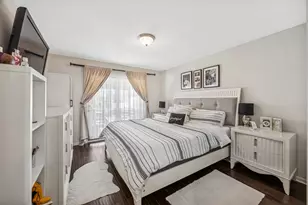 7704 Knotty Pine Ct, Woodridge, IL 60517 - Photo 11