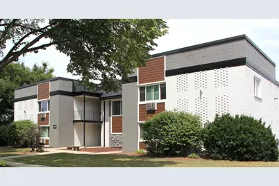 329 W Kimbell Avenue #09, Elmhurst, IL 60126 - Photo 1