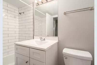 329 W Kimbell Avenue #09, Elmhurst, IL 60126 - Photo 7