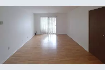 [Address not provided], Wheaton, IL 60189 - Photo 5