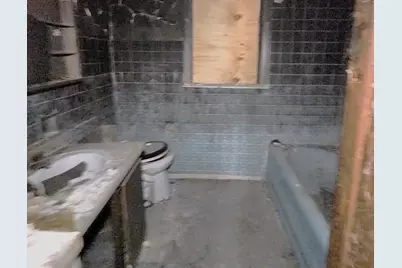 7952 S Langley Avenue, Chicago, IL 60619 - Photo 11