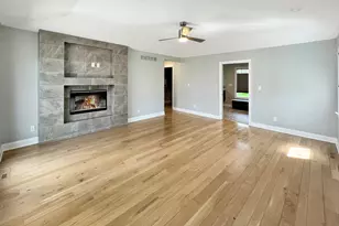 1669 Barberry Cir, Freeport, IL 61032 - Photo 31