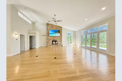 1669 Barberry Circle, Freeport, IL 61032 - Photo 5