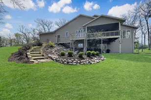 1669 Barberry Cir, Freeport, IL 61032 - Photo 53