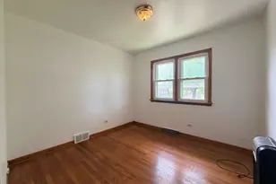 128 N York Rd, Bensenville, IL 60106 - Photo 13