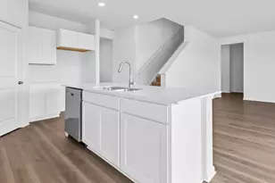 991 Sapphire Ln, Montgomery, IL 60538 - Photo 9