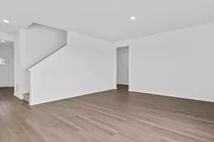 991 Sapphire Ln, Montgomery, IL 60538 - Photo 13