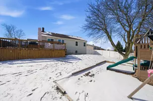 396 Nantucket Ct, Bartlett, IL 60103 - Photo 29