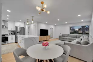 9317 Olcott Ave, Morton Grove, IL 60053 - Photo 7