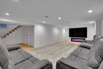 9317 Olcott Avenue, Morton Grove, IL 60053 - Photo 33