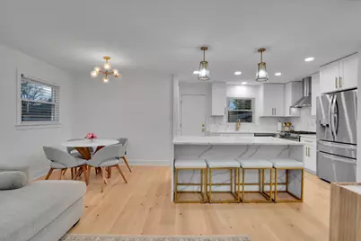 9317 Olcott Avenue, Morton Grove, IL 60053 - Photo 11