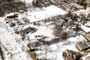 10S641 S Garfield Ave, Burr Ridge, IL 60527 - Photo 1